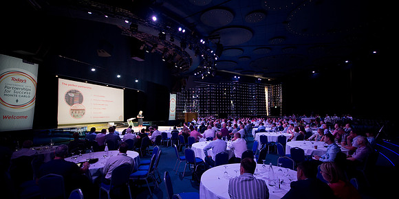 Day 2 conference (131 of 482)