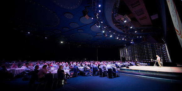 Day 2 conference (135 of 482)