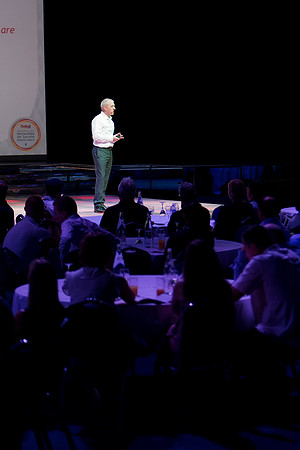 Day 2 conference (161 of 482)